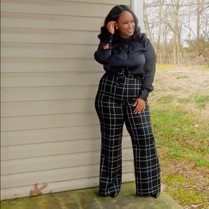 Wide Legged Stripped Pants